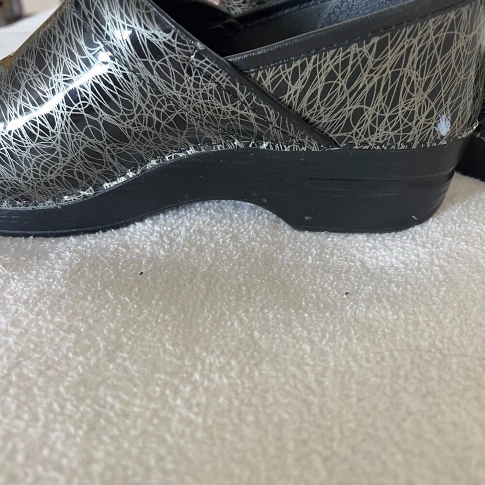 GUC - Dansko Clogs Black and Silver, Size US 10/EU 41 - Picture 6 of 9